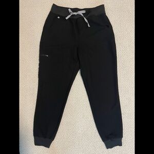 FIGS Women’s Zamora High-Waisted Jogger Scrub Pants (Black) - Size Large